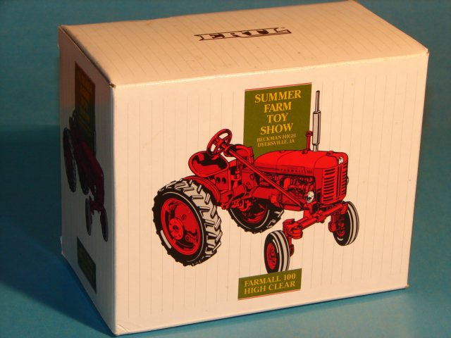 1/16 Farmall 100 High Clear Tractor, 1993 Summer Toy Show Beckman HS - Ertl