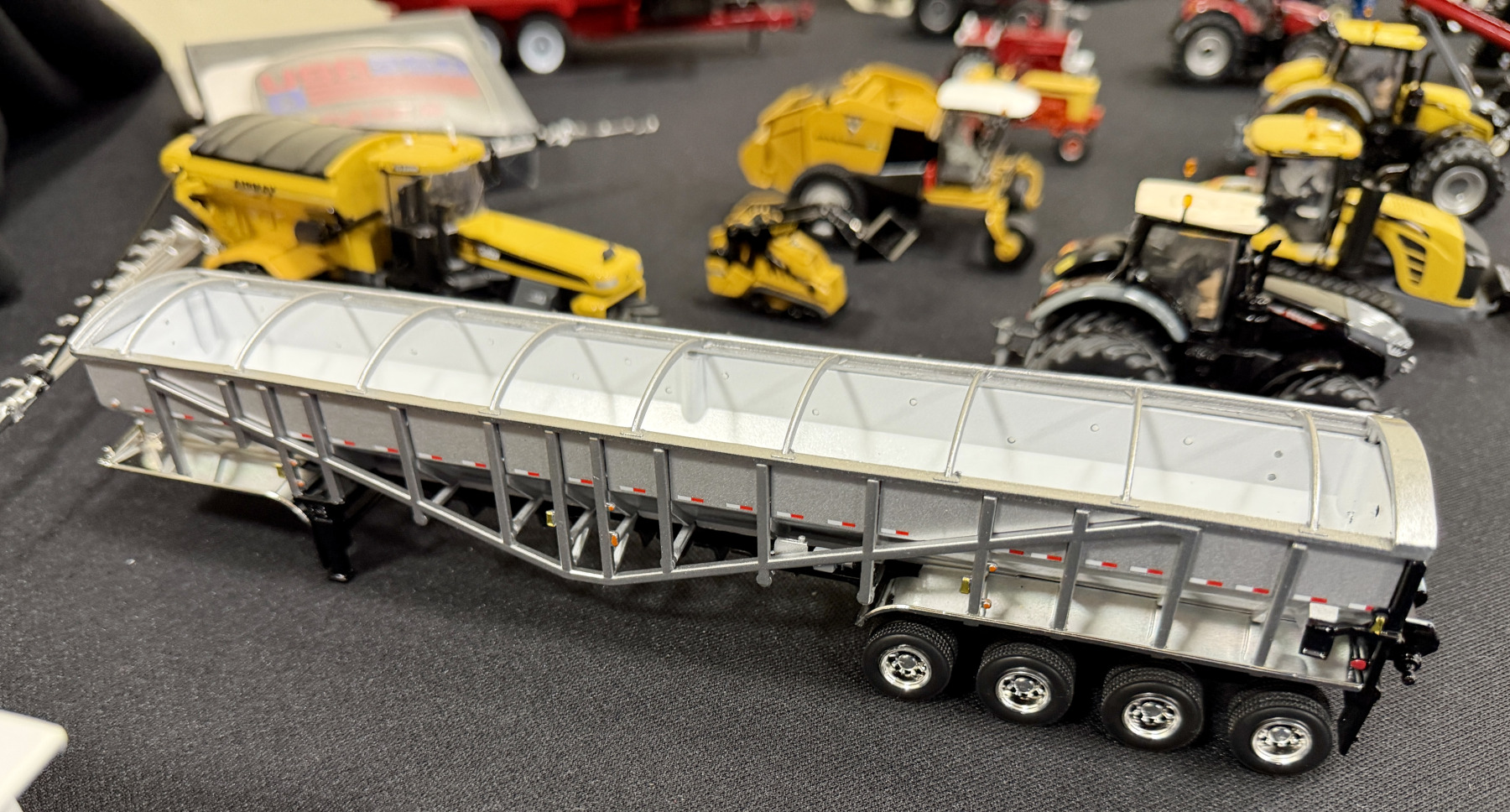 1/64 Trinity 4-Axle Potato Trailer, High Detail - SpecCast