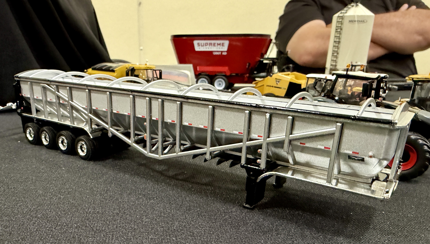 1/64 Trinity 4-Axle Potato Trailer, High Detail - SpecCast