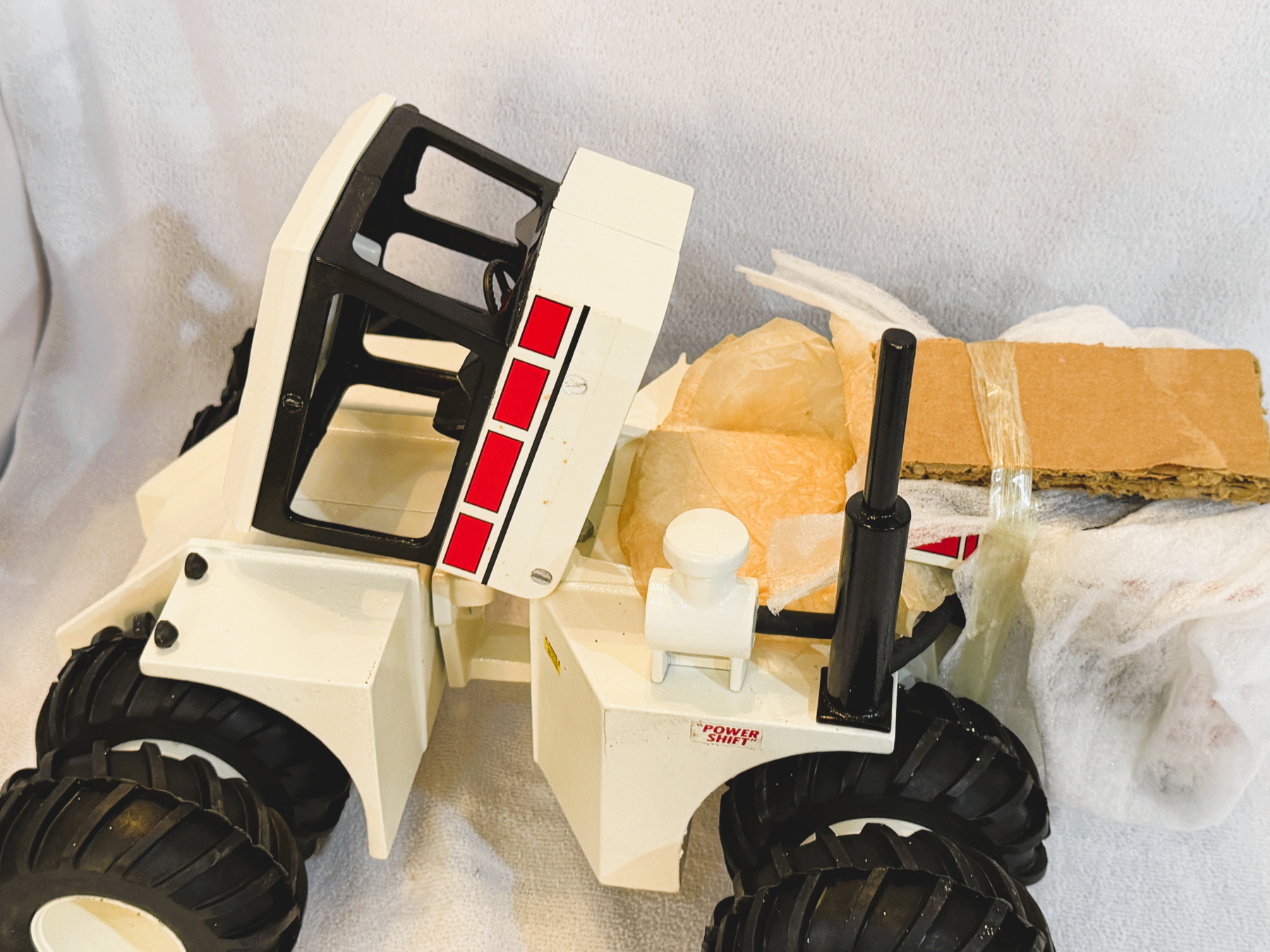 1/16 Big Bud 360/30 4WD Tractor with Duals by Toy Farmer (1984)