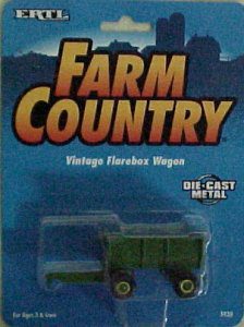 1/64 John Deere Flarebox Wagon - Ertl (2003)
